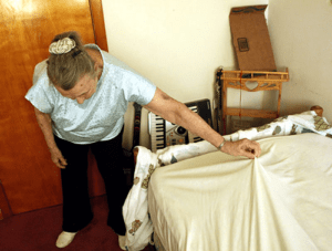 checking for bed bugs in linens